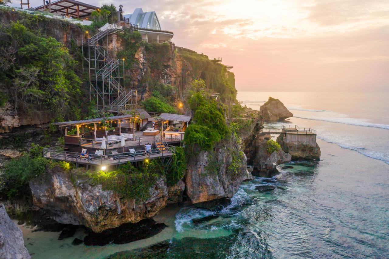 Ulu Cliffhouse Hotel Uluwatu Exterior foto